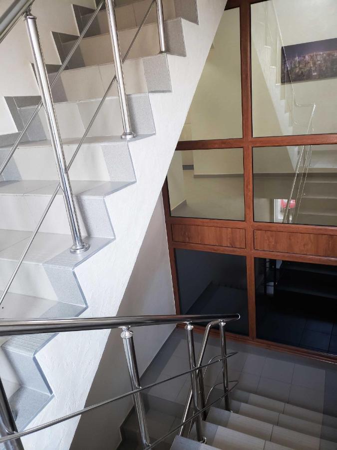키시나우 Unique 1 Bd Apt Dt W/Free Parking And Wi-Fi 아파트 외부 사진